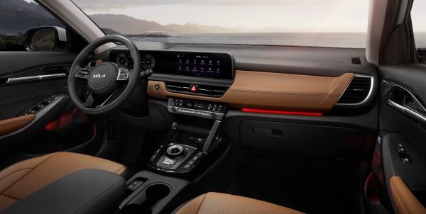 기아 셀토스 인테리어