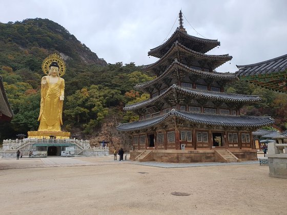 충북 보은군 속리산국립공원에 있는 법주사. 최종권 기자