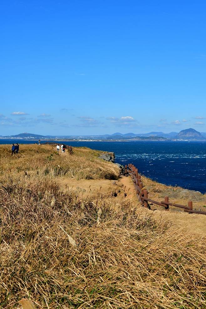 산방산 조망 마라도 해안산책로.