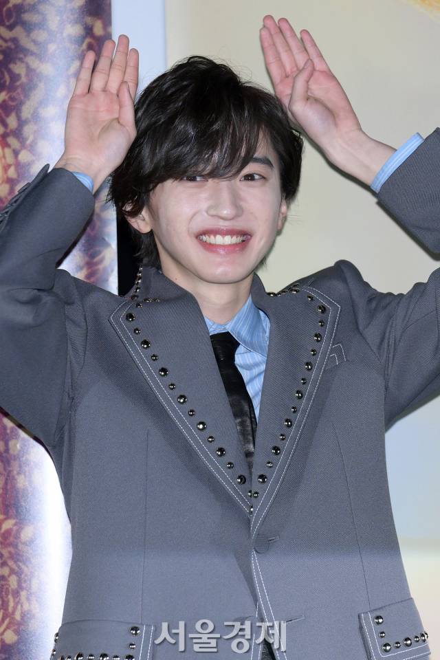 배우 미치에다 슌스케가 25일 오전 서울 용산구 CGV용산아이파크몰에서 열린 영화 ‘오늘 밤, 세계에서 이 사랑이 사라진다 해도’(감독 미키 타카히로) 내한 기자간담회에서 포즈를 취하고 있다. / 사진=김규빈 기자