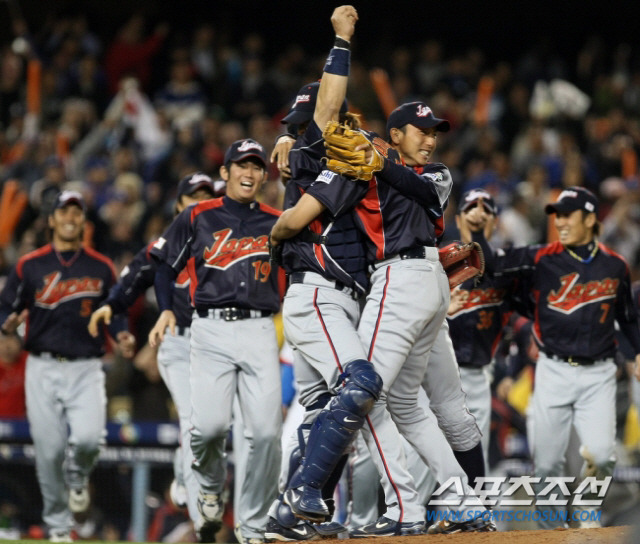 2009년 WBC 결승전에서 한국을 누르고 우승한 일본대표팀. 연합뉴스