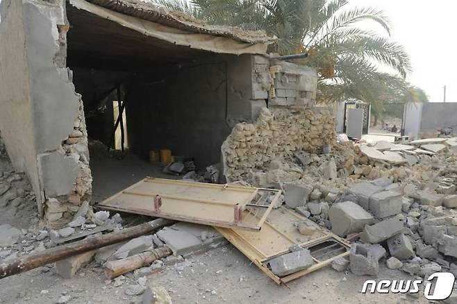 지난해 2022년 7월2일 진도 6.0의 강진이 발생한 이란 호르모즈칸 지방 사예 호쉬마을에서 파괴된 주택의 모습이 보인다. (사진은 기사 내용과 무관함) / 뉴스1 ⓒ News1 ⓒ AFP=뉴스1 ⓒ News1 우동명 기자