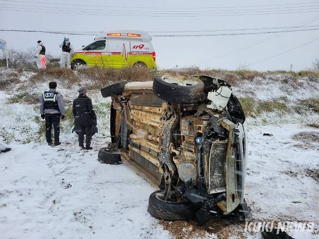 전라남도자치경찰위원회는 지난해 도내에서 발생한 교통사고 사망자 수가 1977년 통계 관리를 시작한 이후 역대 최저인 200명을 기록했다고 밝혔다.
