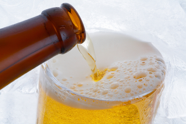 우리나라 '국민암예방수칙'에는 '하루 한 잔의 술도 피하기'가 들어 있다. [사진=클립아트코리아]