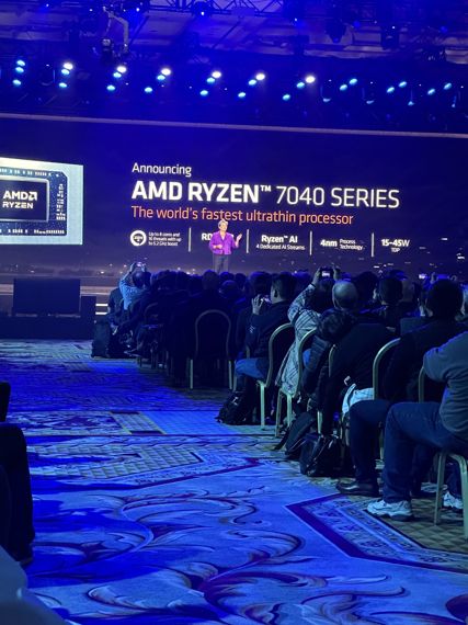 인텔 '어닝쇼크'에 경쟁사 AMD 실적 전망도 '불안'