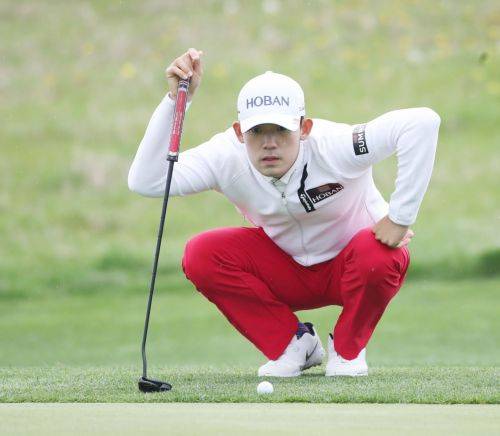 김비오가 아시안투어 PIF 사우디 인터내셔널에서 우승을 노린다.