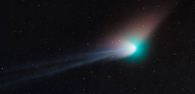 지난달 28일 강원 인제군에서 촬영한 ZTF 혜성. 사진=한국천문연구원