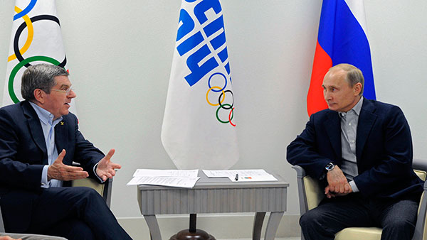 토마스 바흐 IOC 위원장과 블라디미르 푸틴 러시아 대통령 [연합뉴스 자료사진]