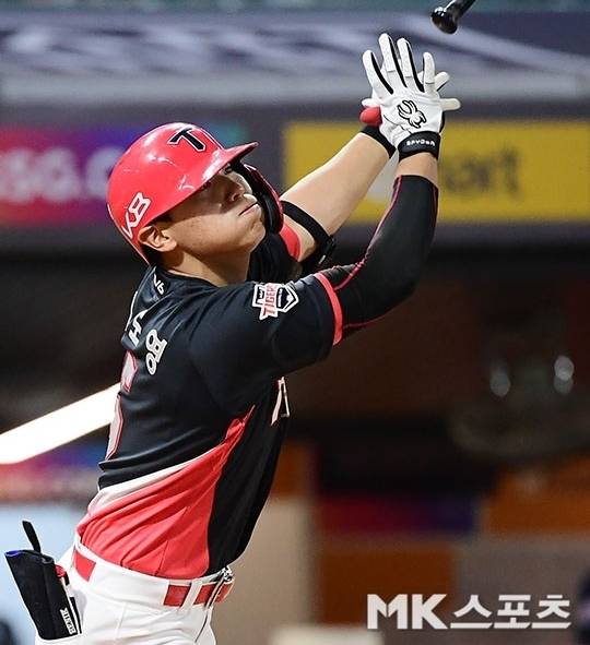 슈퍼루키라는 이름표를 뗀 김도영이 제2의 이종범이란 기대를 잇기 위한 2번째 시즌에 돌입한다. 지난해의 문제점을 충분히 인지하고 바쁜 겨울을 보낸 김도영이 올해 목표로 잡은 것은 주전으로의 도약이다. 사진=김영구 기자