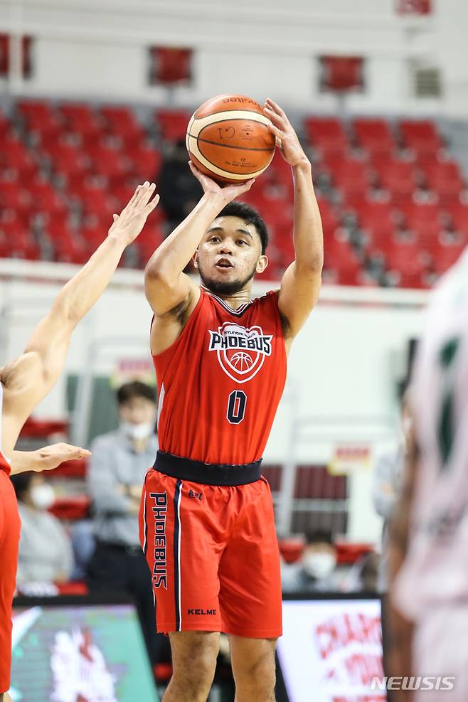 [서울=뉴시스]프로농구 현대모비스 아바리엔토스. (사진=KBL 제공)