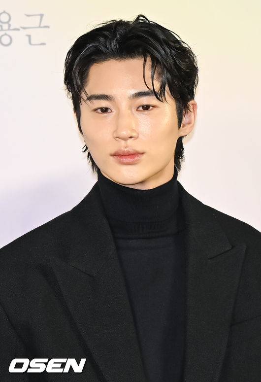 [OSEN=박준형 기자]배우 변우석이 생각에 잠겨 있다 2023.02.03 / soul1014@osen.co.kr