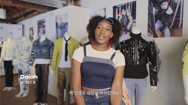 / 사진=티빙 오리지널 다큐멘터리 '케이팝 제너레이션'에 출연한 K팝 팬들. 다양한 해외 팬들이 국내 팬 문화를 경험하고 새롭게 양산하고 있다.