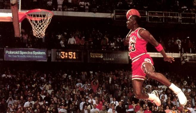 전성기 마이클 조던 선수.