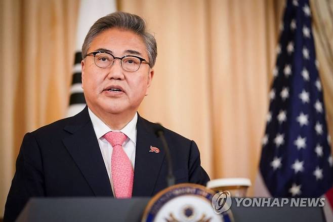 워싱턴서 진행한 한미 외교 공동 기자회견에서 답변하는 박진 외교부 장관 (서울=연합뉴스) 박진 외교부 장관이 지난 3일 오후(현지시간) 안토니 블링컨(Antony J. Blinken) 미 국무장관과 회담을 마치고 공동기자회견을 하고 있는 모습 [외교부 제공. 재판매 및 DB금지] photo@yna.co.kr