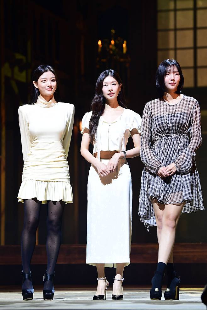 연극 '셰익스피어 인 러브' 기자간담회에 참석한 김유정, 정소민, 채수빈.ⓒ이혜영 기자 lhy@hankooki.com