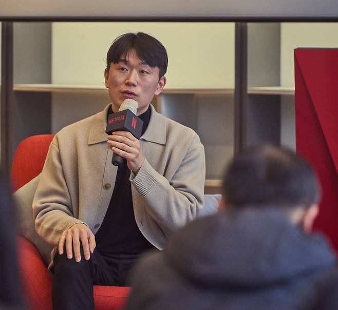 넷플릭스 <피지컬 :100>을 연출한 장호기 MBC PD가 7일 서울 명동에서 열린 기자간담회에서 발언하고 있다. 넷플릭스 제공