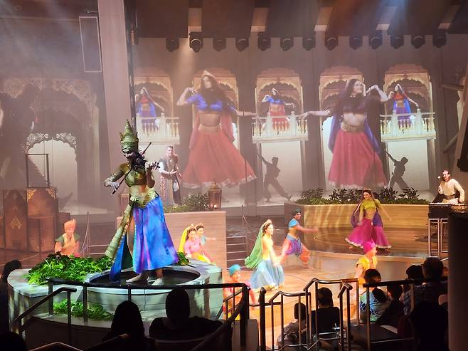 종합예술 실크로드 선상 공연