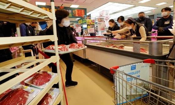 농협 하나로마트 매장. 이 기사와 직접 관련 없는 자료 사진. 뉴스1