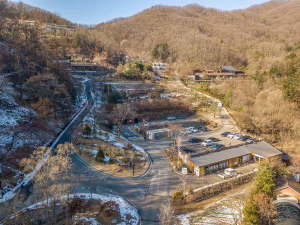 휴대전화와 떨어져 힐링할 수 있는 힐리언스 선마을.