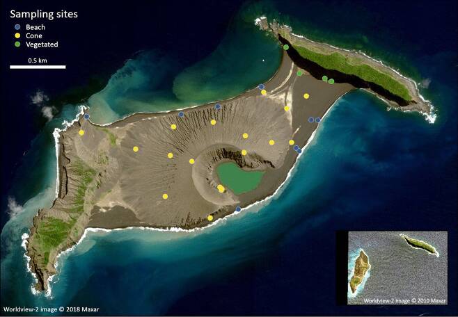 미국 콜로라도대 연구진이 새로 생긴 화산섬에 정착한 생명체를 찾기 위해 샘플을 채집한 곳을 지도에 나타냈다./미국 콜로라도대