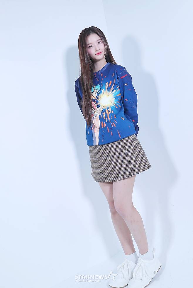 "인형이야 사람이야?" 엔믹스 설윤, 최강 센터 미모[★화보]