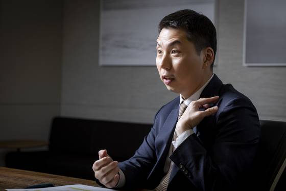 이재규 변호사가 법률가로서 ‘챗GPT 현상’에 대한 시각을 밝히고 있다. 최영재 기자