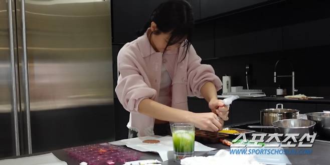 사진 출처=제니 유튜브