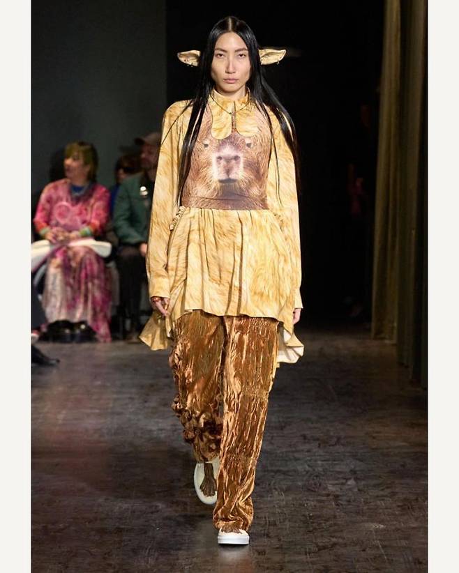 콜리나 스트라다 2023 F/W 컬렉션