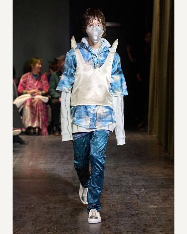 콜리나 스트라다 2023 F/W 컬렉션