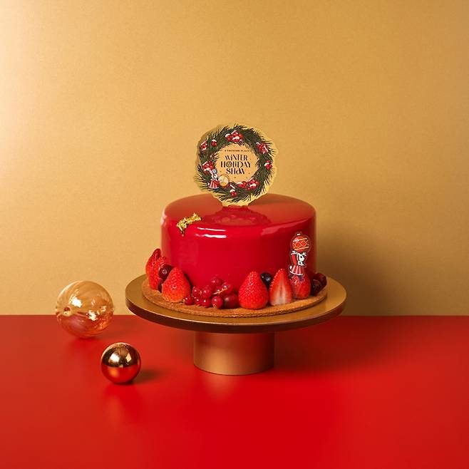 투썸플레이스 케이크 ‘윈터 홀리데이 쇼’  <사진제공=투썸플레이스>