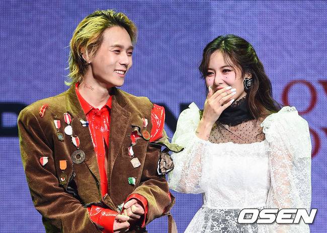 [OSEN=박준형 기자]현아와 던이 포즈를 취하고 있다. / soul1014@osen.co.kr