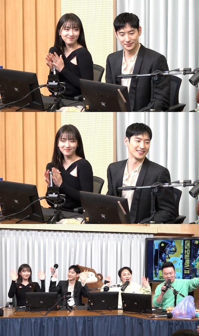 Actors Pyo Ye-jin and Lee Je-hoon showed off their lips.On February 17, SBS Power FM Doosan Escape TV Cultwo Show (hereinafter TV Cultwo Show) featured Kyeong-shil Lee as a special DJ, Lee Je-hoon and Pyo Ye-jin as the main characters of Drama The Good Detective .Lee Je-hoon said that it would be much more fun to watch Season 1 of The Good Detective and to watch Season 2 of this season.Kim Tae-kyun said, Last time I told you that if you exceeded 20% of TV viewer ratings, you would come out as a special DJ, but then you could not come up to 16.5%.I will be a special DJ if it exceeds 20%. He said, I have to come out tomorrow after today. He replied coolly, I will come out the next day at the same time.Since then, Lee Je-hoon has been nervous to Kyeong-shil Lee with the voice of the Korean-Chinese Wang Taoji Buka, who became a hot topic at the time of Season 1, When did Mrs.Did I have a nose job in 1999? It took six months to settle down, but it was too long. I can say that my beauty has continued since then, said Kyeong-shil Lee, prompting laughter.On the other hand, Pyo Ye-jin received a text message from Stewardess, who was on the same team at the airline, saying, He always took care of me when I was flying. He was a good and kind senior. Pyo Ye-jin said, How can I remember?I didnt do it long, I only worked for a year and a half. I quit because I wanted to postpone it then, he recalled.When asked about the interview, Pyo Ye-jin said, I was at the interview at once. In fact, I was not afraid at the time. When I go to the final interview, I wear a uniform and interview.I wanted to try on a uniform, so I went to the final interview and said, Ive tried on a uniform, so I do not have to stick to it. I had a very pleasant interview and it worked out well. I think it was good to have a lot of time at a young age.Pyo Ye-jin said, I auditioned a lot at first, but I know that I need too many conditions to play a role, so I go to show me.Next came a text from Stewardess, who said, Ye-jin, I was a senior on the same team during my short flight. I was shy and had a baby. I always boasted to my neighbors about how to play so straight.Pyo Ye-jin said, I was young and young because I was in my early 20s. So I wanted to do that.Lee Je-hoon also said that he always smelled good when he was in school, and that he was good at teaching math problems that his friends did not know. He also said that since his debut as an actor, he had a good personality and took pictures with his fans.In addition to this, Lee Je-hoon showed off his sweet and delightful charm by saying I will hug you next time to a listeners story that he has not washed his hands since shaking hands once.Lee Je-hoon also had a fight with Park Jung-min in the movie Keeper in 2011, and Park Jung-min also revealed the story of Lee Je-hoons action.Lee Je-hoon said, There was only about hit and hit in the script, and we had a light rehearsal of how to hit it, and it was really powerful, and the really good thing was that it was over in one take.Park Jung-min, an actor who was slapped with five or seven slaps in a very cold winter, said, I was so sorry and I was so sorry that I was crying. It was the first time I felt like I was hitting someone hard.