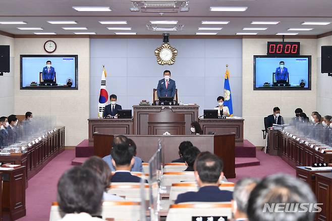 [청주=뉴시스] 충북 청주시의회 본회의. photo@newsis.com