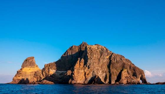 바다에서 바라본 서도 모습. 〈사진=외교부 홈페이지 캡처〉