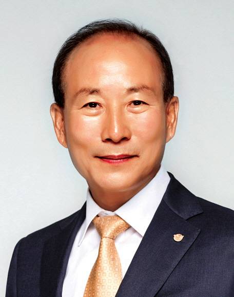 제 17대 한국선박수리공업협동조합 이사장에 선출된 김귀동 포코그룹 회장. 조합 제공