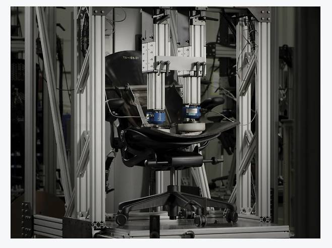 [허먼밀러 홈페이지]