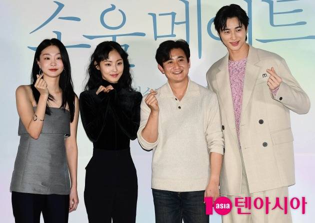 김다미, 전소니, 민용근 감독, 변우석(왼쪽부터) /사진=텐아시아 DB