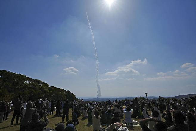 일본 우주항공연구개발기구(JAXA)는 H3 1호기를 7일 오전 10시 37분 가고시마현 다네가시마 우주센터에서 발사했다. 하지만 발사 8분 뒤 2단 엔진 점화가 확인되지 않으면서 발사에 실패했다.