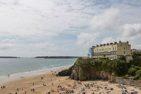 웨일스 텐비 전경  [트위터 발췌. 재판매 및 DB 금지]