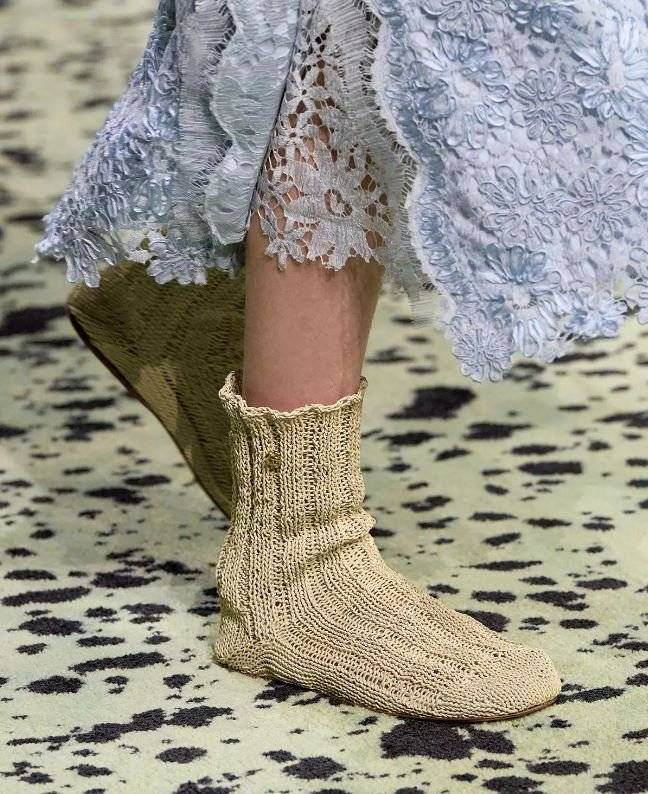 이탈리아 명품 브랜드 보테가 베네타가 선보인 가죽 신발. /사진=뉴시스