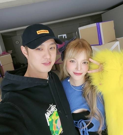 엠블랙 출신 승호 신지민 응원 사진=알로말로 엔터테인먼트