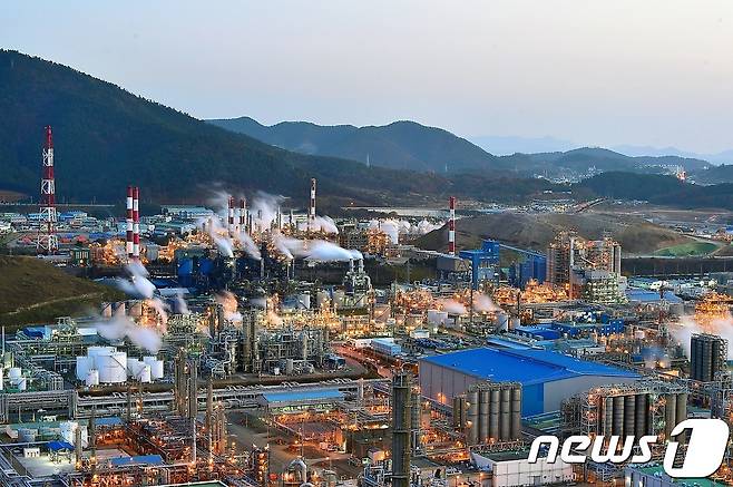 전남 여수국가산업단지 전경.(여수시 제공)/뉴스1