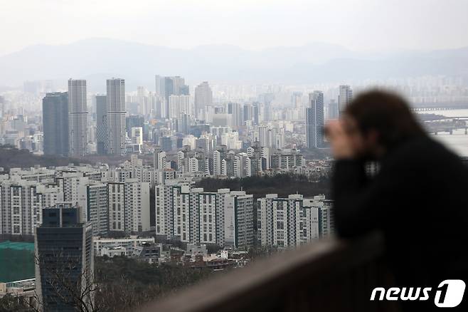 사진은 지난 15일 서울시내 아파트 단지 모습. 2023.3.15/뉴스1 ⓒ News1 황기선 기자