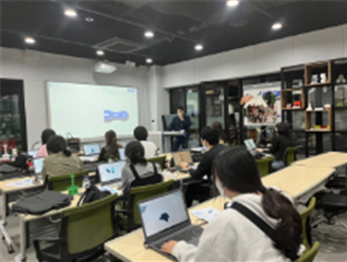 부산유라시아플랫폼에서 운영하는 메이커스테이션 모습. 부산도시재생지원센터 제공