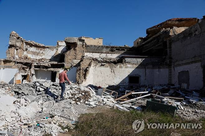 폐허가 된 이라크 사담 후세인 궁전 [로이터 연합뉴스 자료 사진. 재판매 및 DB 금지]