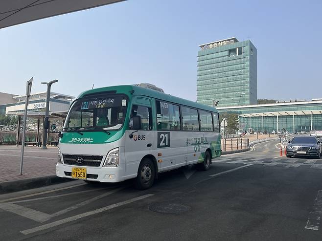 용인특례시가 올해 공공버스를 128개 노선 242대로 확대 운영한다. /용인시 제공