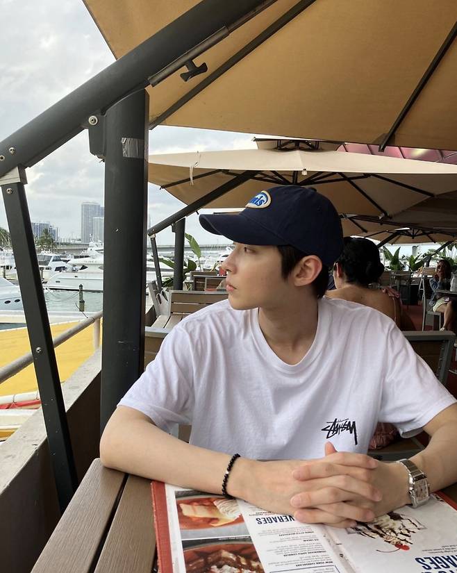 /사진=황인엽 인스타그램