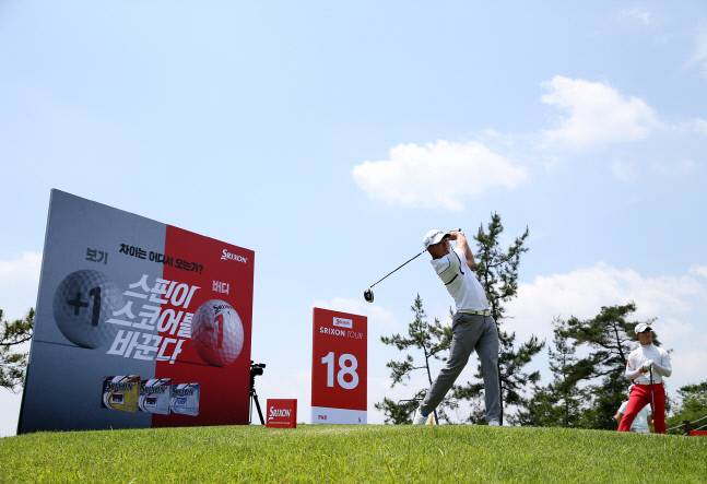 스릭슨투어 대회 장면. 스릭슨투어는 KPGA 코리안투어에 도전하는 결전의 무대다. 사진제공 | KPGA