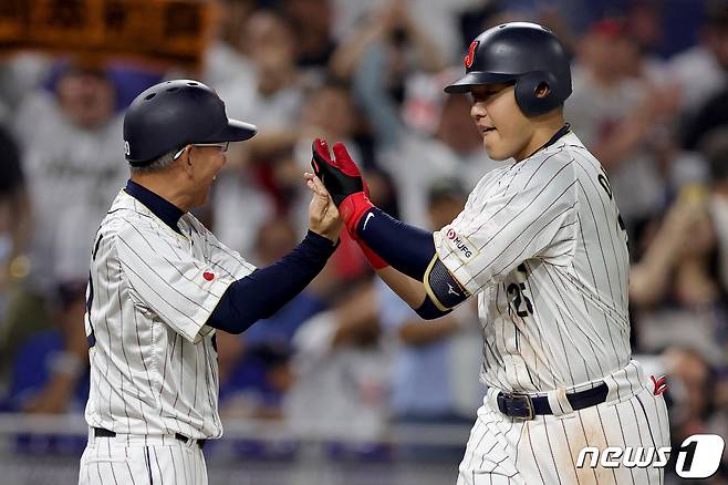 2023 WBC 결승전에서 홈런을 때린 오카모토 카즈마. ⓒ AFP=뉴스1