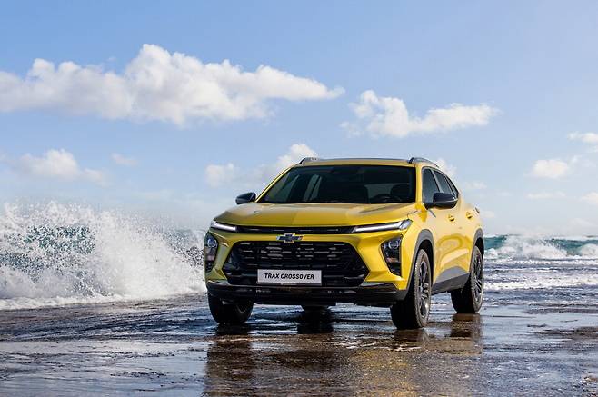 트랙스 크롷스오버 전면뷰